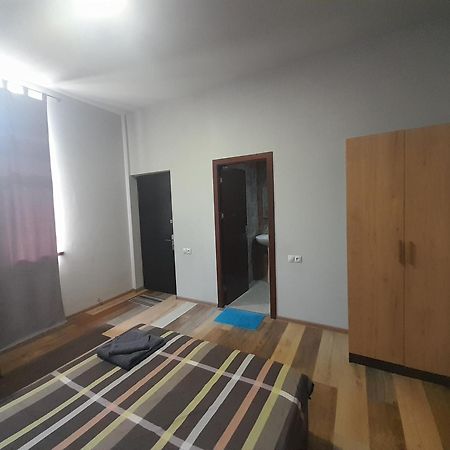 Art Guest House In Kaskad Jereván Kültér fotó